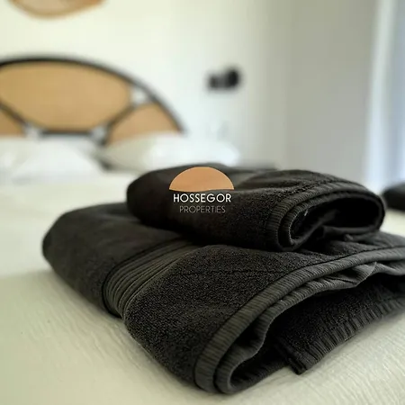 Murmur - - Piscine - Jacuzzi Prázdninový dům *